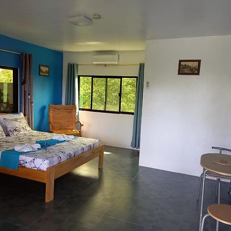 Happy Bear Moalboal Budget Rooms Екстериор снимка